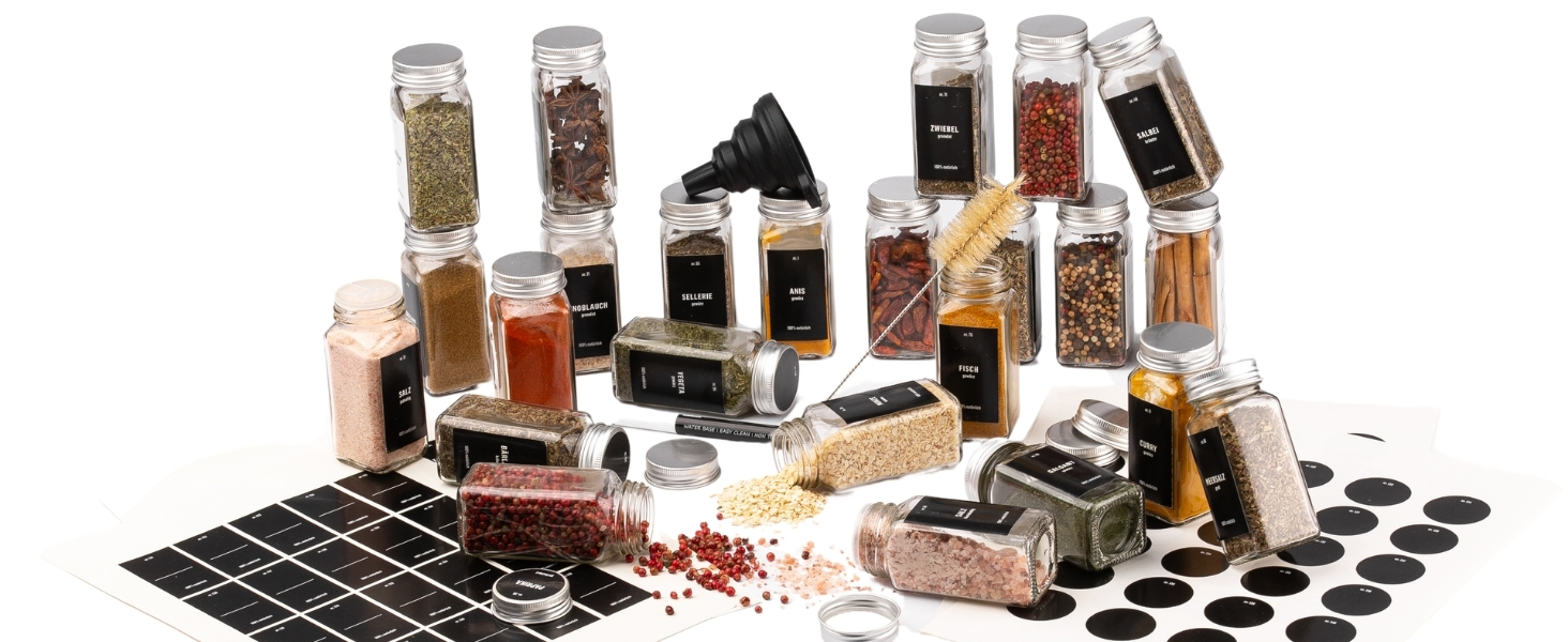 Набір скляних банок для спецій Deco haus® 24 шт. з кришками та ситечко - органайзер для спецій