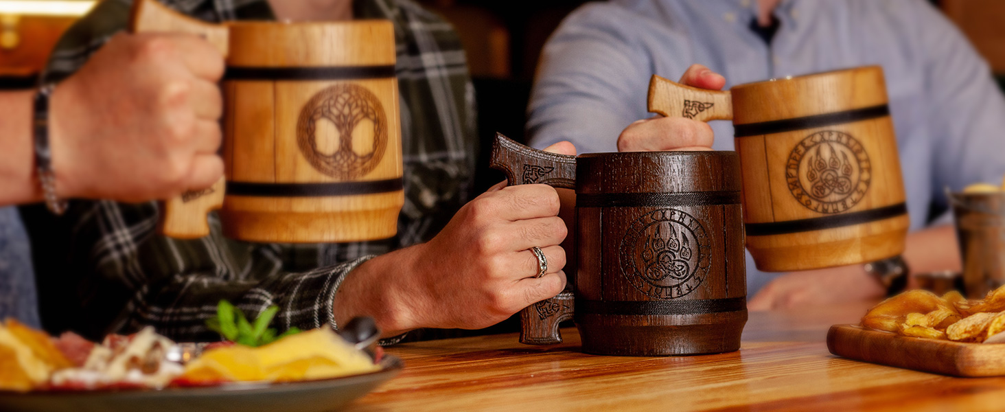 Діжка Wikinger 0.6 л з дуба - середньовічна діжка для пива, кружка, кубок з гравіюванням Молота Тора, рунами. Ідеальний подарунок для чоловіків, дерев'яний кубок з рунами, подарунок на День Святого Валентина