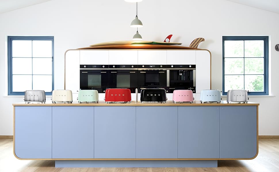 Тостер Smeg TSF02PBEU - 2 слоти для 4 тости, 6 рівнів підсмажування, функція підігріву, розморожування та приготування багелів, знімний піддон, 1500W, пастельно-блакитний