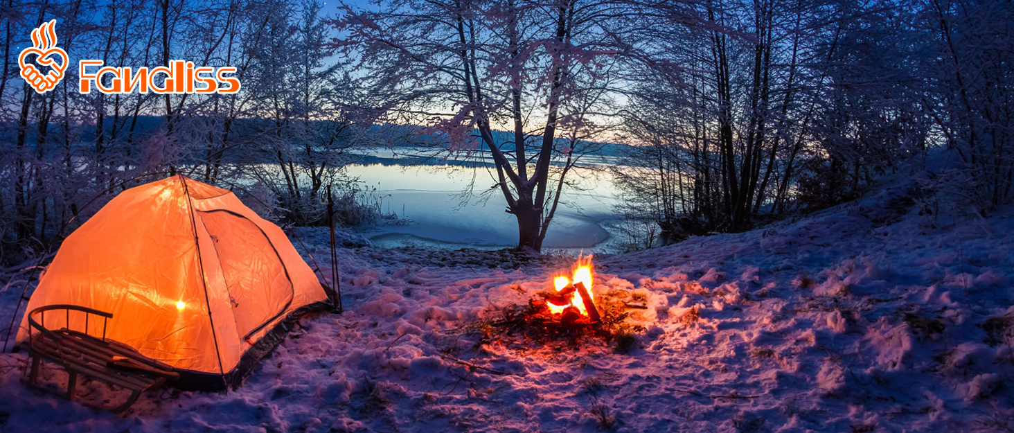 Електричні грілки для рук 2 шт. FANDLISS, портативні, акумуляторні, 6000mAh, до 12 годин роботи, USB, для кемпінгу, полювання, гольфу, білий/зелений