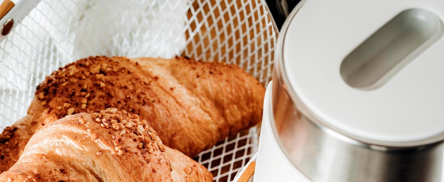 Електричний чайник Adler 0.6 л - компактний, бездротовий, з нержавіючої сталі, для кемпінгу та подорожей, ідеальний для літніх людей