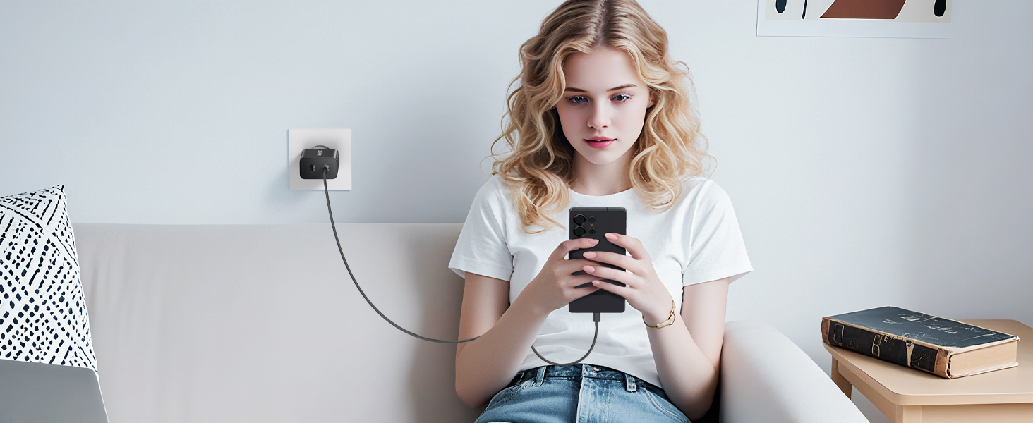 Зарядний пристрій ZKAPOR з 4 USB-C портами, 45W, білий (PD+QC)