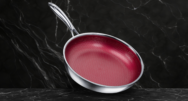 FIXLINE Black Forest Non-Stick Fry Pan - 28cm - RED Design - PTFE-Free - Compatible with All Cooktops (Including Induction) - Oven Safe up to 250°C - Easy to Clean - Ideal Gift