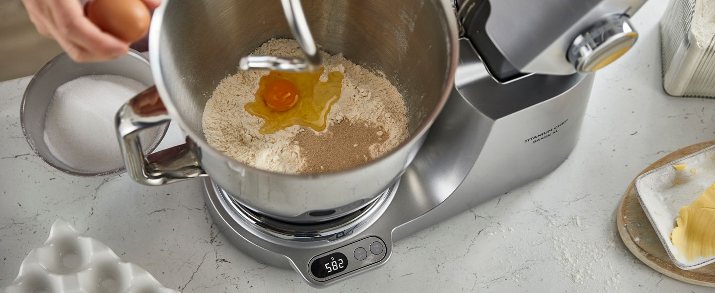 Кухонна машина Kenwood Titanium Chef Baker KVC85.004SI з вбудованими вагами, 1200 Вт, 2 чаші (5 л та 3,5 л), набір для кондитерських виробів, плавне регулювання швидкості, срібляста