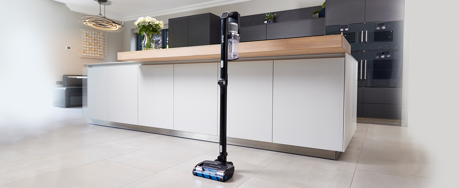 Пылесос аккумуляторный Shark IZ300EUT, DuoClean, без спутывания волос, 60 мин работы, 20 см насадка для щелей, черный/серебристый