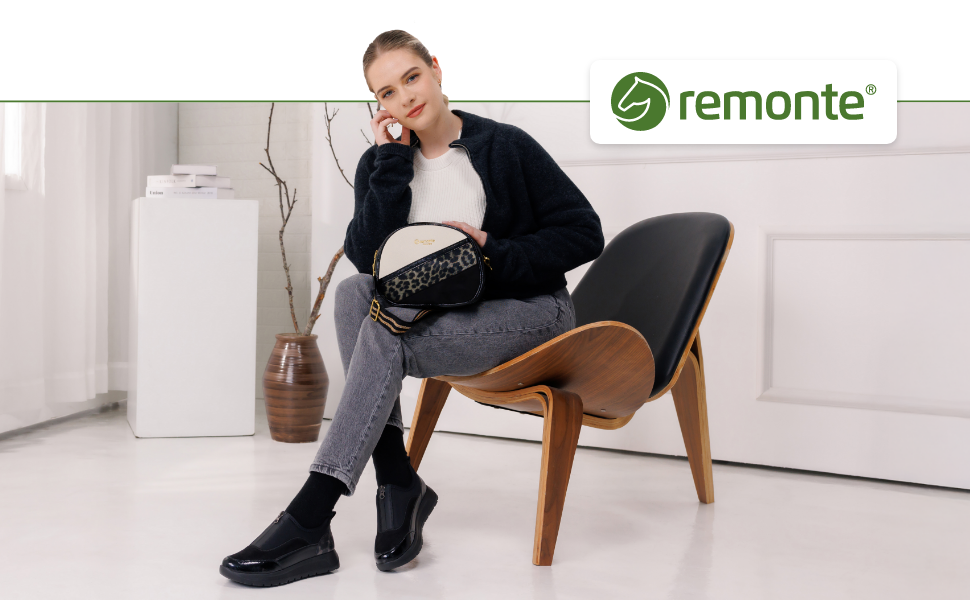 Жіночі кросівки Remonte D2E01 – низькі, чорні, з змінною устілкою (38 EU)