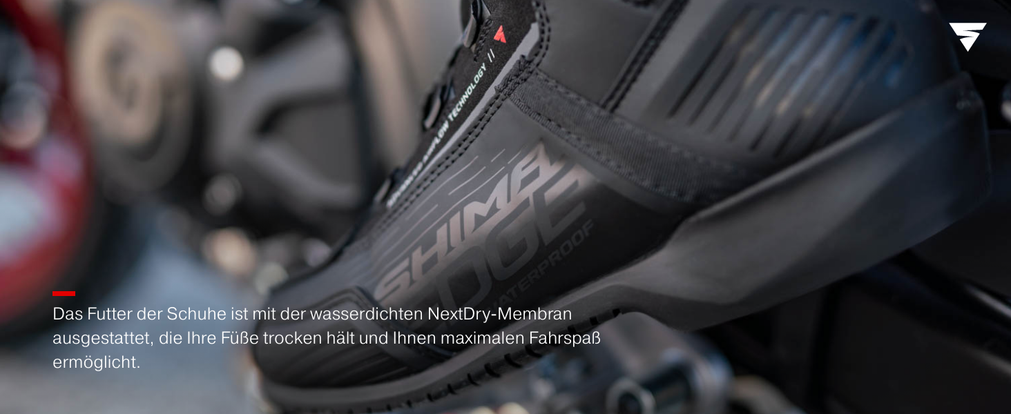 Мотоциклетні черевики SHIMA EDGE WP для чоловіків - водонепроникні, з Knöchelstütze та ATOP-застібкою, чорні, 43 EU