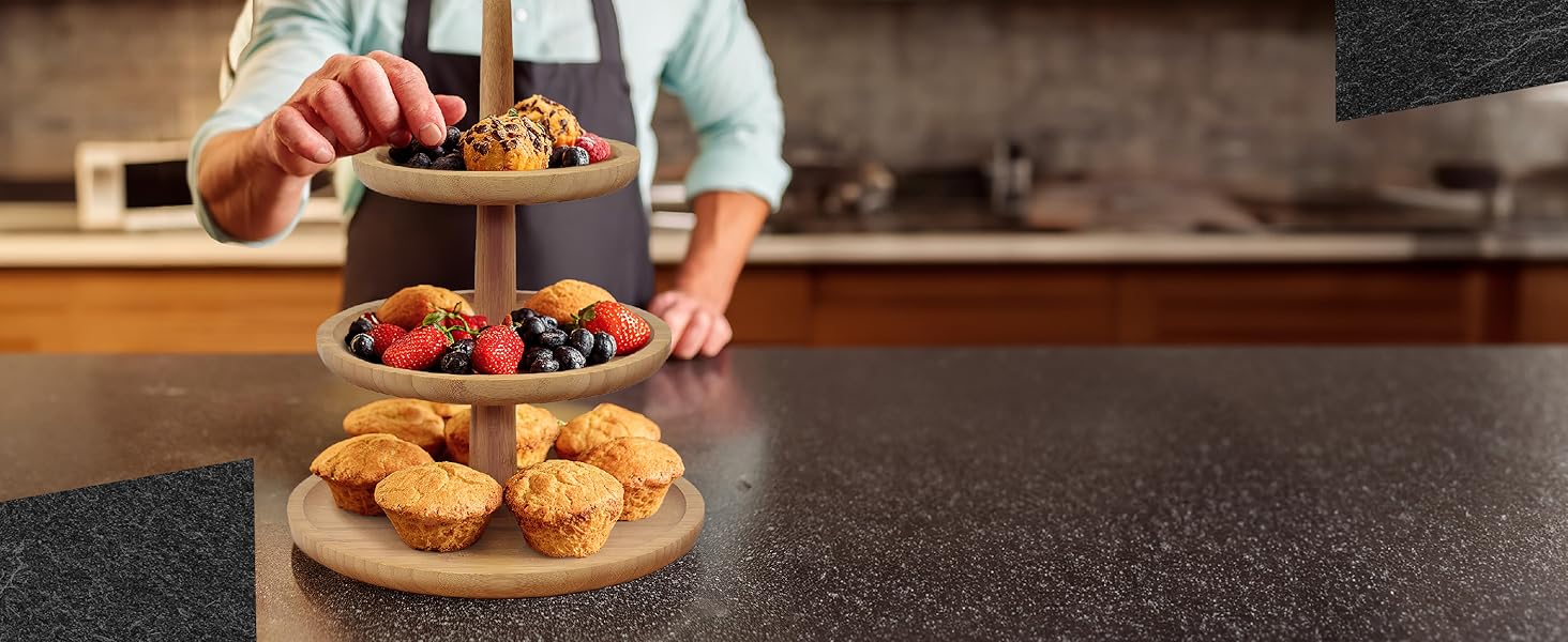 Dimono® Етажерка для сервірування: 3-ярусна етажерка для подачі їжі з керамічних мисок та бамбукового підставки. Ідеально для десертів, фруктів, овочів та солодощів.