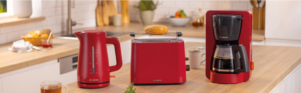 Електричний чайник Bosch MyMoment TWK3M123, 1.7 л, 2400 Вт, червоний, з автоматичним відключенням та захистом від перегріву