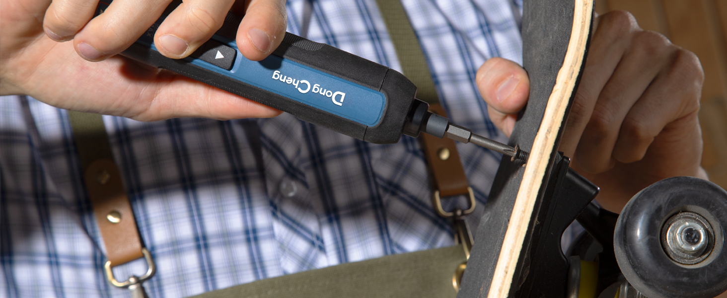 Міні акумуляторний шуруповерт DongCheng, 4V, 2000 mAh, Li-Ion, 3 положення моменту, LED, набір з 8 біт S2