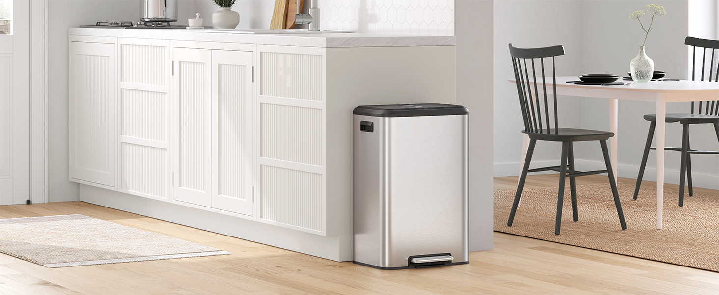 Відро для сміття SONGMICS 40 л з кришкою, педальним механізмом, Soft-Close, утримуванням кришки, срібне, LTB541E40