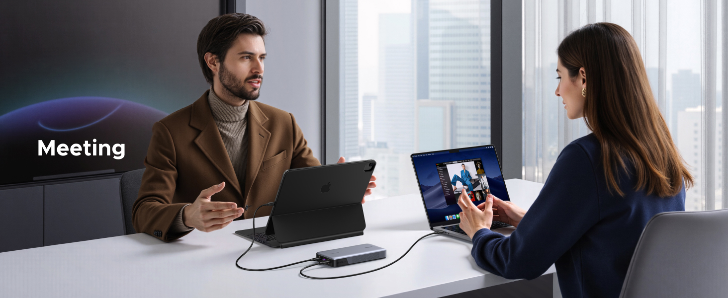 Power Bank UGREEN Nexode 145W 25000mAh з 3 USB-C портами та цифровим дисплеєм. Сумісний з MacBook, iPhone, Galaxy, Dell