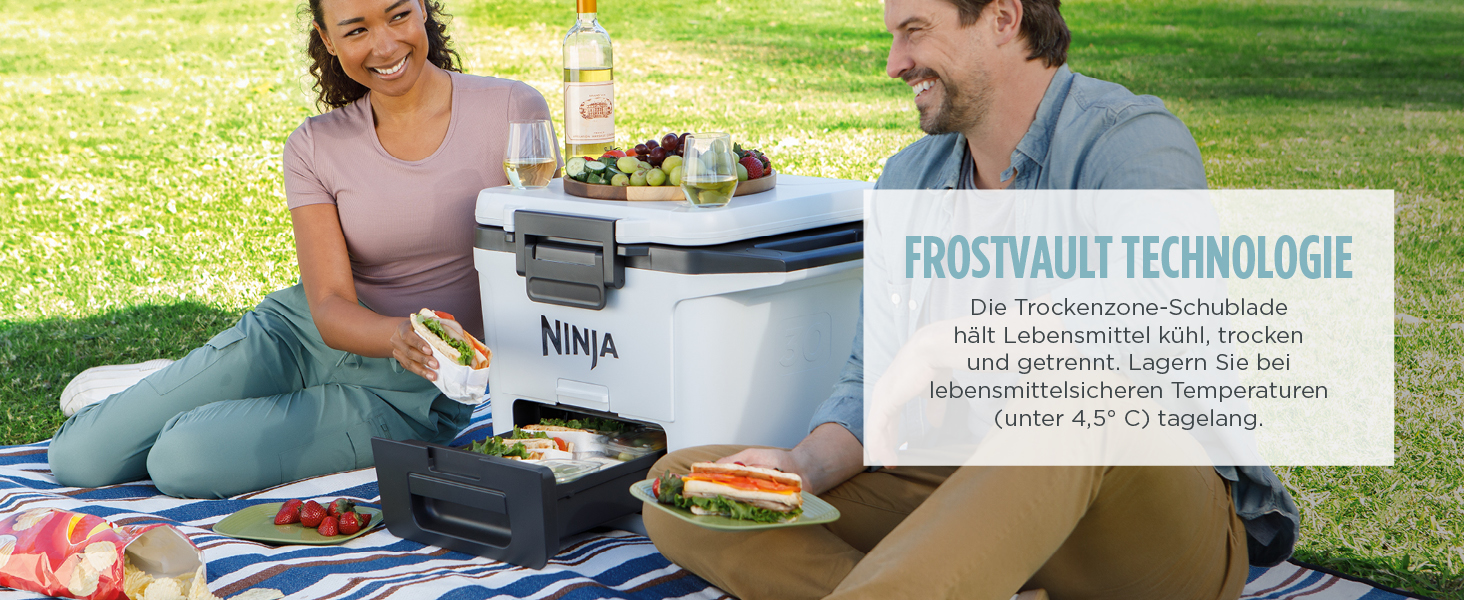 Ninja FrostVault Холодильник 28L, Преміум ізольований, зберігає лід до 6 днів, вбудована шухляда для сухого льоду, вміщує 48 банок, Cloud White FB131EUWH Білий