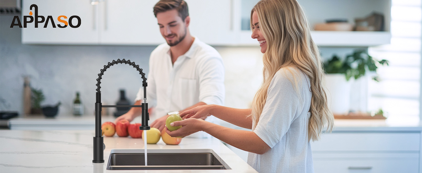 Кран кухонний APPASO 3-в-1 чорного кольору з трьома виходами, для фільтрації води, поворотний на 360°, з двома ручками, з нержавіючої сталі, низький тиск