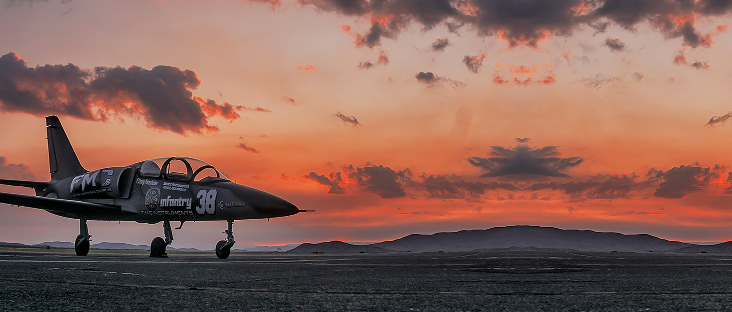 Чоловічий годинник Infantry MDC: мінімалістичний дизайн, кварцовий механізм, шкіряний ремінь, блакитно-сріблястий колір