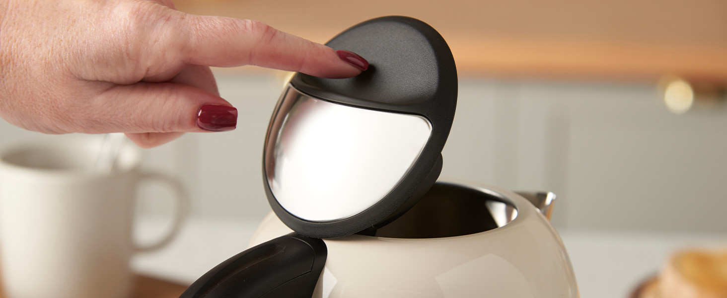 Електричний чайник Russell Hobbs Colours Plus Mocha з нержавіючими акцентами, 1.7л, 2400W, з індикатором рівня води, фільтром від накипу та функцією швидкого кип'ятіння