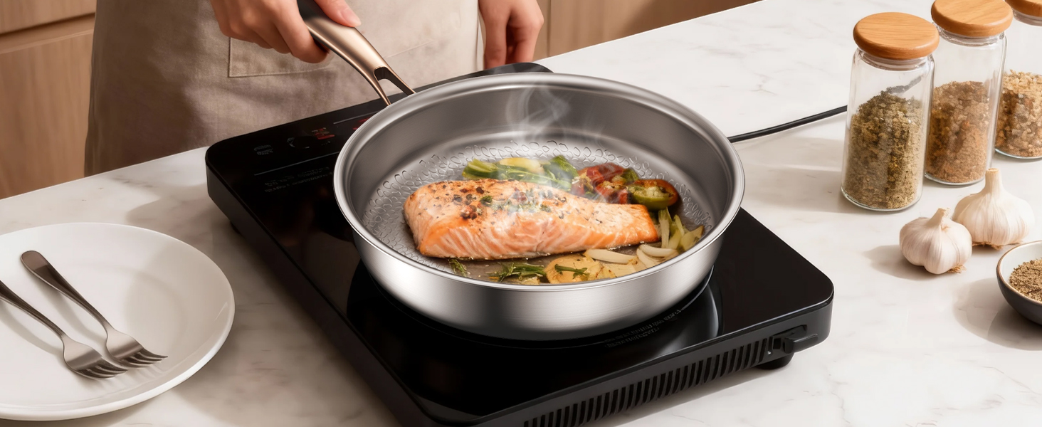 Пательня сталева 28 см Titan, не покрита, індукційна, з ручкою з рожевого золота, 18/10, для всіх типів плит та посудомийки, без PTFE/PFOA