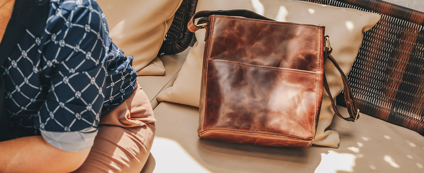 Сумка жіноча шкіряна Leabags Premium Nature Hellbraun: крос-боді, на плече, для роботи, університету, школи, повсякдення