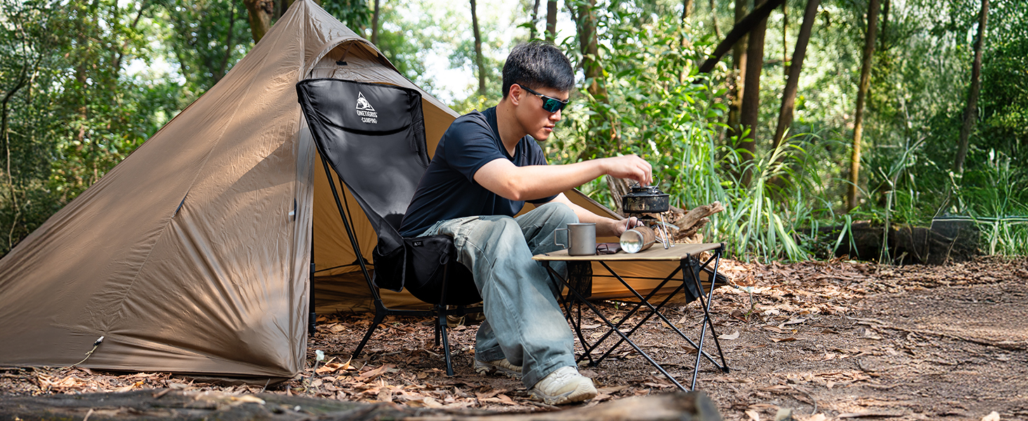 Кемпінговий стілець OneTigris OASISFLEX складний високий, вантажопідйомність 150 кг, чорний. Стілець для риболовлі, походу, відпочинку на природі з бічними кишенями