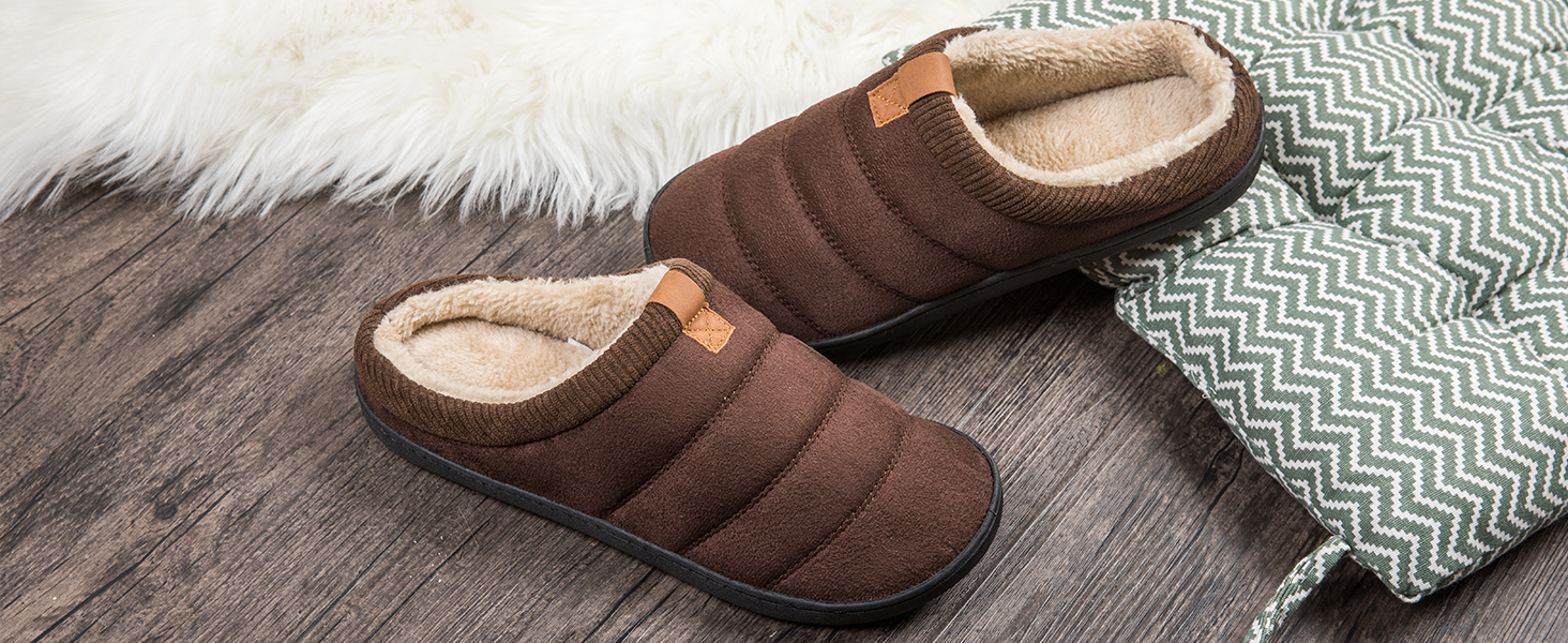 Чоловічі тапочки зимові теплі м'які комфортні з піною пам'яті протиковзкі для дому та вулиці 45/46 EU чорні