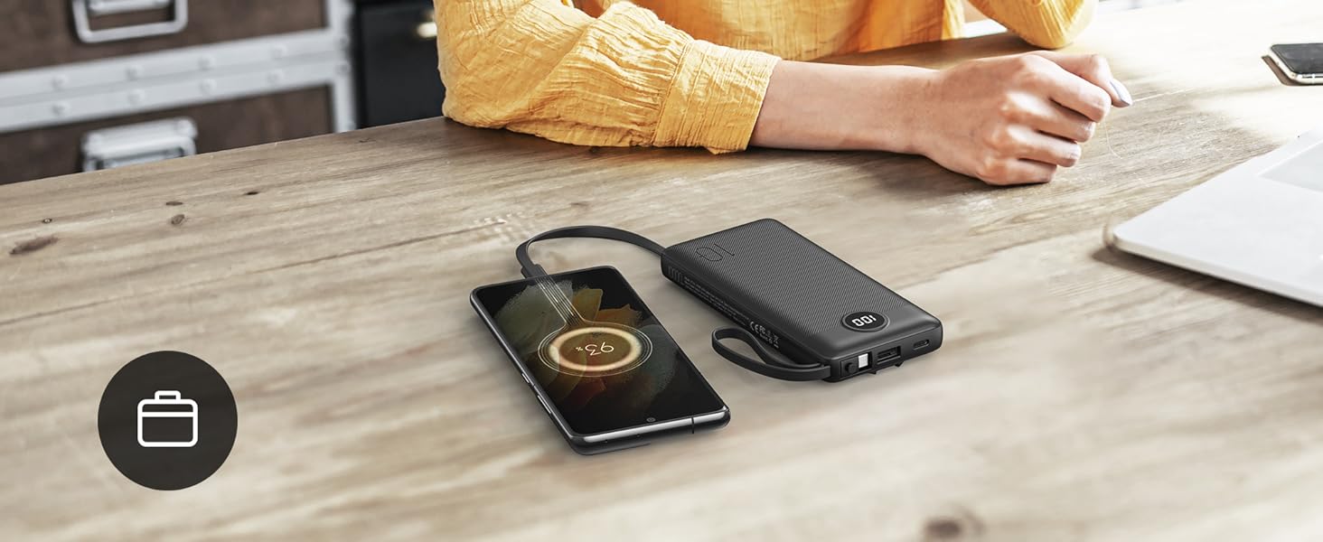 Power Bank 10000mAh з 5 виходами та 2 входами, LED дисплеєм та вбудованими кабелями. Сумісний з iPhone, iPad, Samsung, Xiaomi, Google Pixel. Чорний