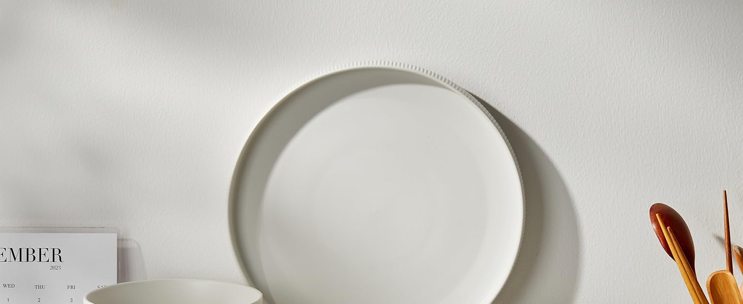 Набір посуду Jiwoo для 4 осіб (12 предметів): тарілки, супові миски, десертні тарілки - Bone China, сучасний дизайн, безпечно мити в посудомийній машині та використовувати в мікрохвильовці