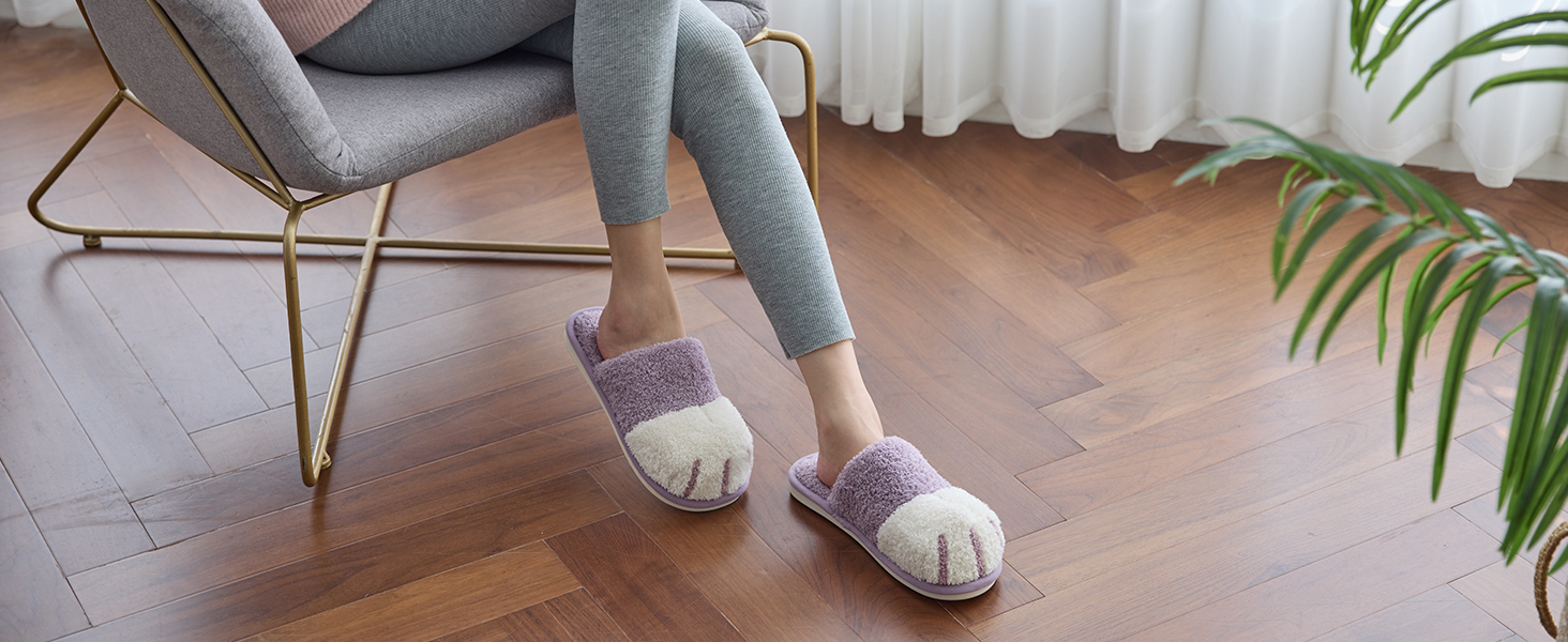 Теплі плюшеві тапочки для дому з принтом лап собак - жіночі та чоловічі, рожеві, 38/39 EU