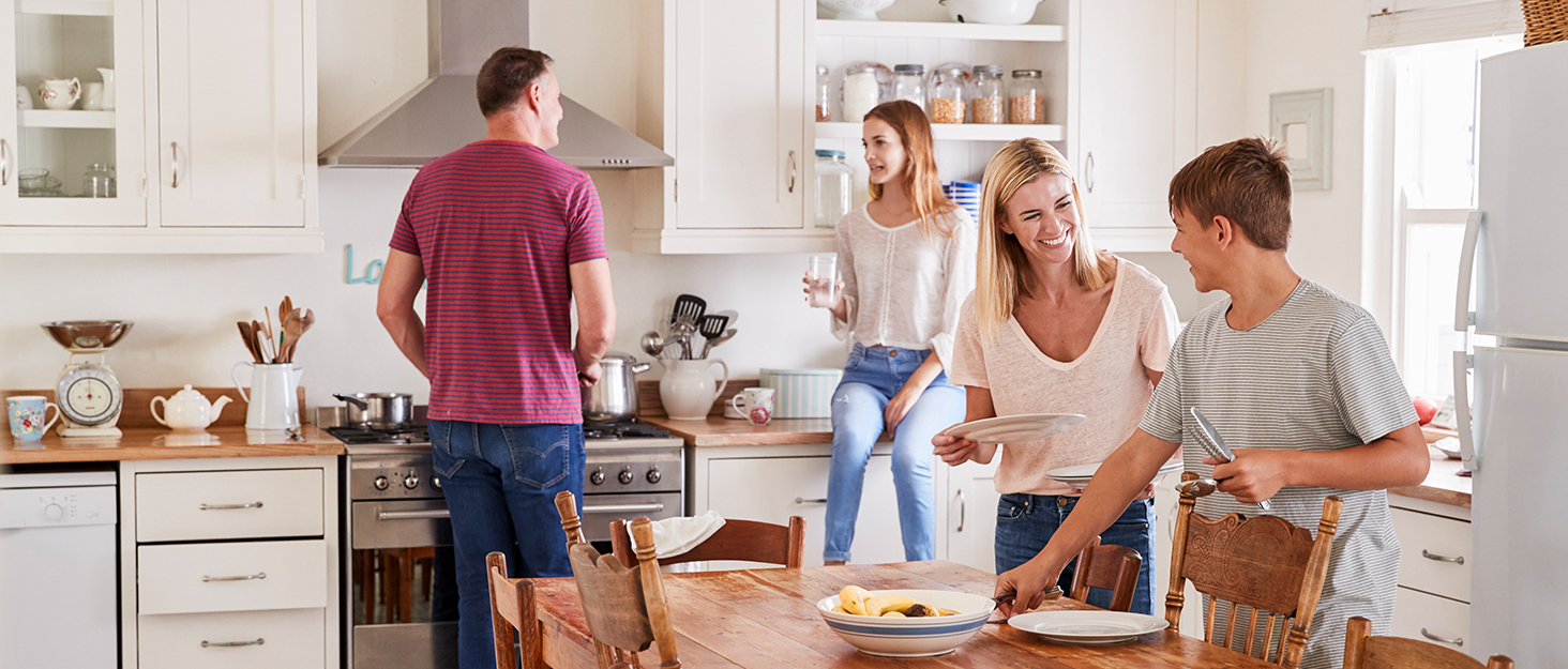 Електричний спінювач молока SIMPLETaste 4-в-1: спінювання, нагрівання, приготування напоїв для лате, капучино, макіато (чорний)