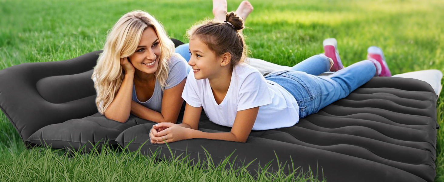 Надувна автомобільна матрац FORMIZON SUV 180x140 см з насосом та 2 подушками для подорожей та кемпінгу, чорний