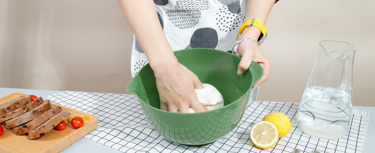 Набір мисок для змішування BoxedHome (4 шт.) - зелений, з нержавіючої сталі, з антиковзним покриттям, для салатів та сервірування