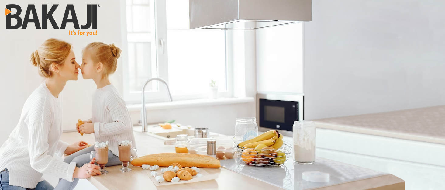 Столик для ноутбука BAKAJI: регульований, складний, 55x35x29 см