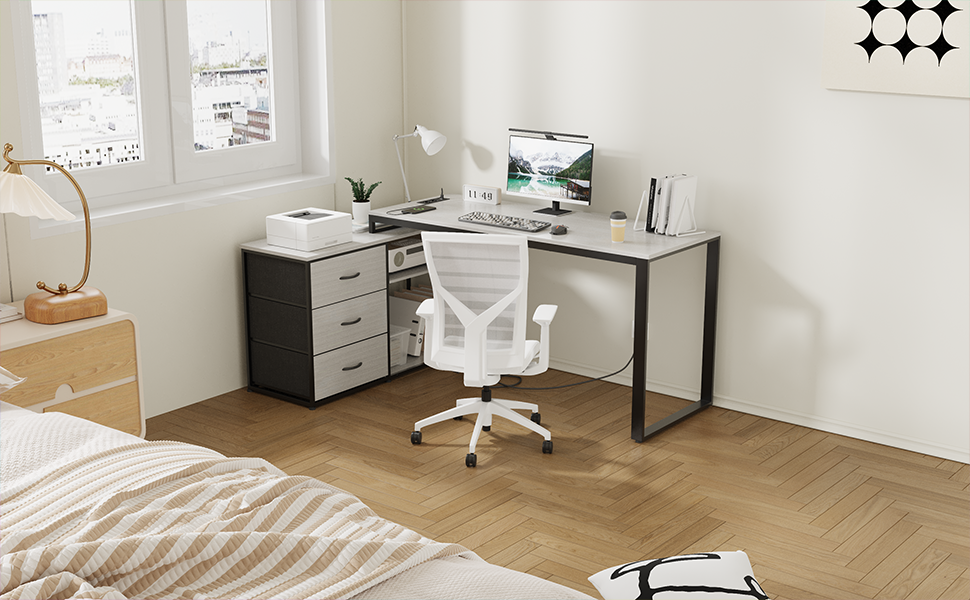 TRIUMPHKEY L-Shaped Desk with 3 Drawers & Storage - Reversible Corner Desk with USB Charging Ports & Outlets - White & Grey (140 x 105 x 75 cm)