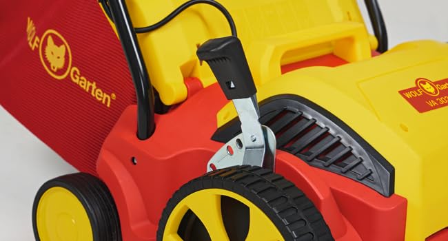 Електричний вертикутер WOLF-Garten V A 303 E, 1200 Вт, аератор для газону