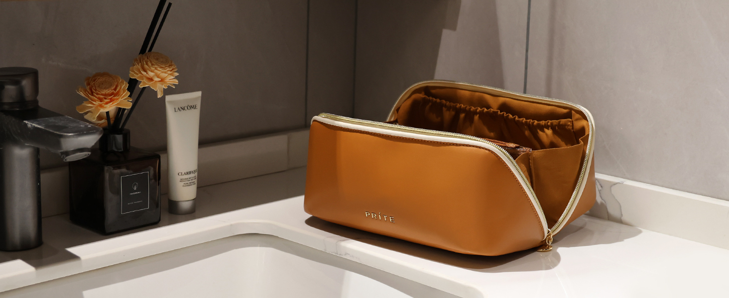 Косметичка для подорожей великого об'єму з прозорими перегородками, зелена квітка, водонепроникна, з PU-шкіри