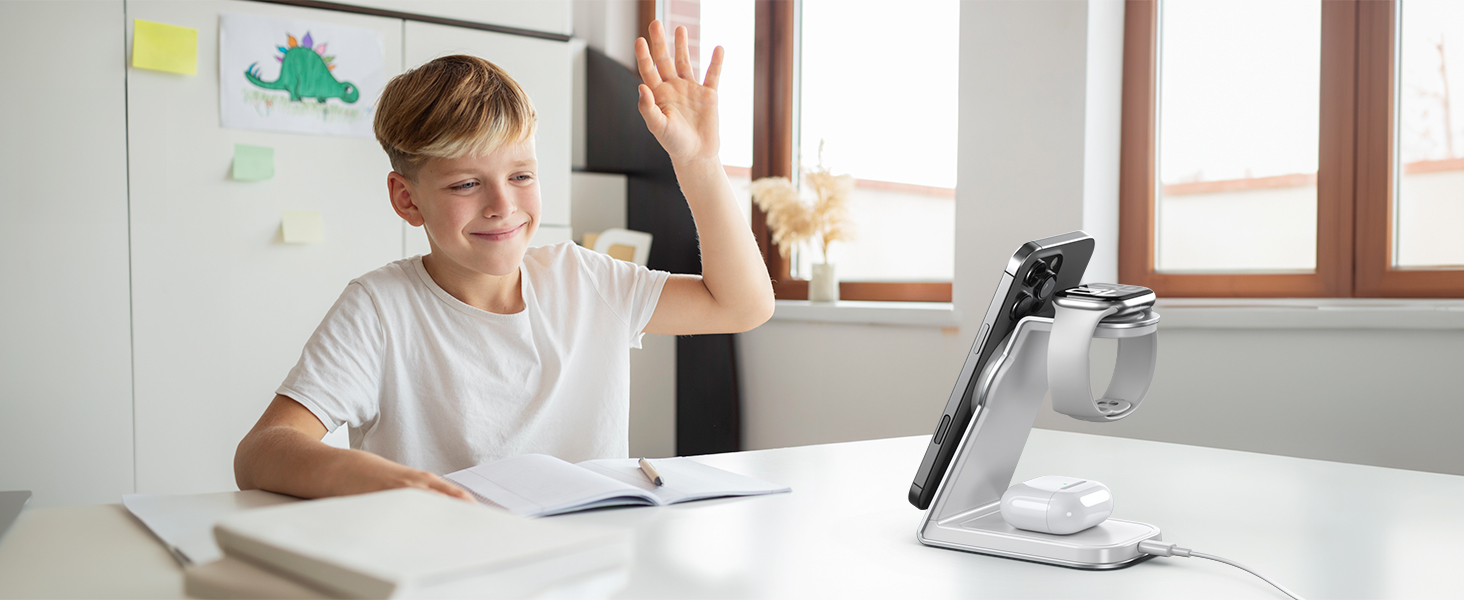 Зарядний стан MagSafe 3 в 1: для Apple Watch, iPhone та AirPods Pro 3/2. Бездротова зарядка для iPhone 16/15/14/13/12 (срібло)