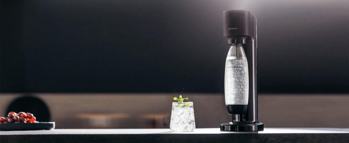 SodaStream Gaia: Газова вода вдома | Чорний колір, з CO2 балончиком та пляшкою 1L | Електричний напій
