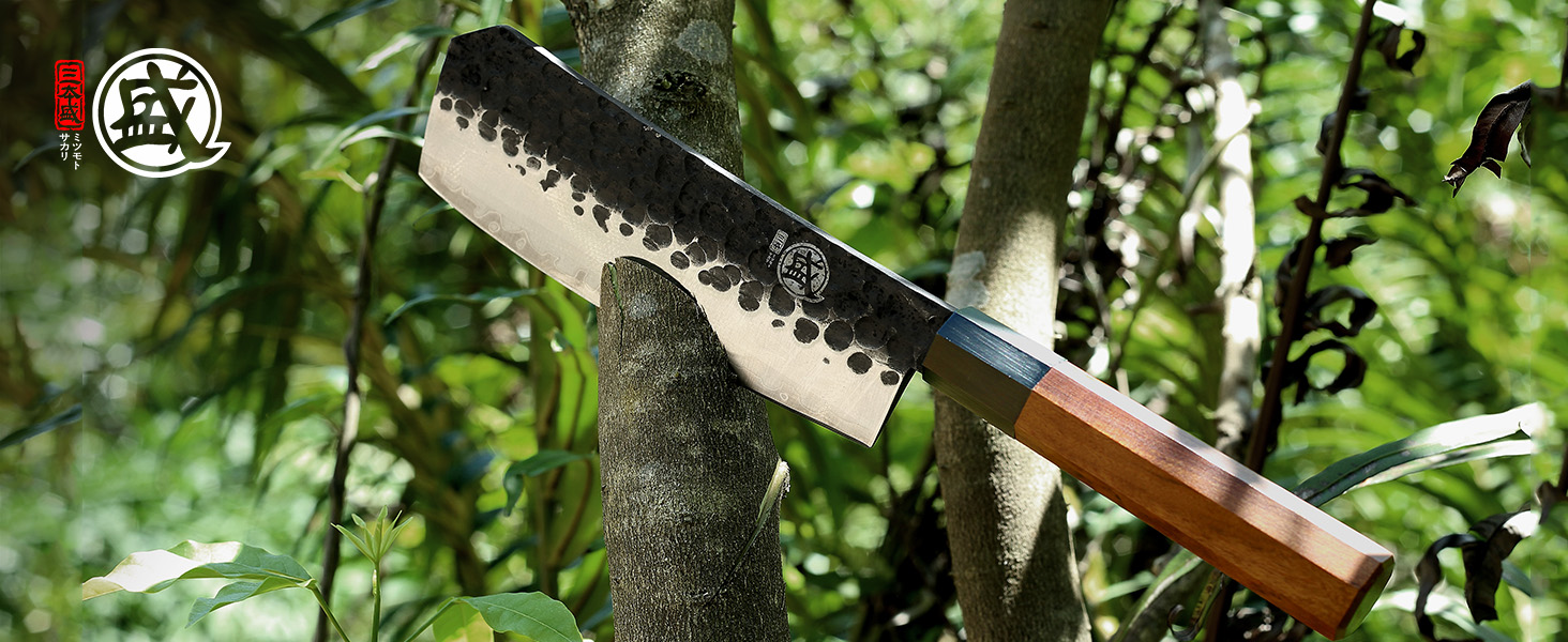 Японський ніж Santoku Mitsumoto Sakari 19 см, ручка з рожевого дерева, сталь з високим вмістом вуглецю, в подарунковій коробці