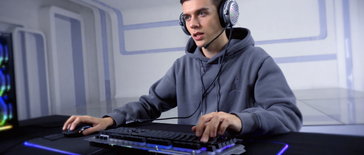 Бездротова ігрова клавіатура та миша RedThunder K62 60% RGB, AZERTY, 62 клавіші, Mini, для PC/PS5, чорний