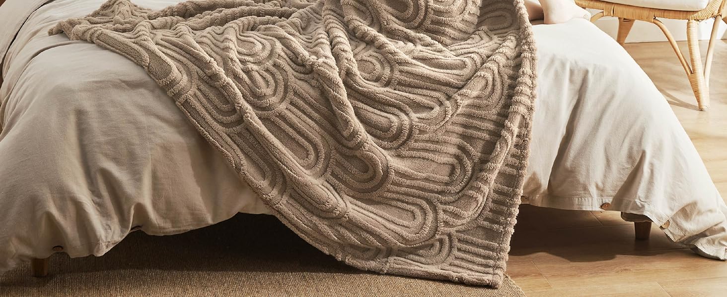 BEDSURE Плед з м'якого флісу та вовни, плед на диван, плед у шаховому стилі, теплий плед у коричневому кольорі (150 x 200 см)