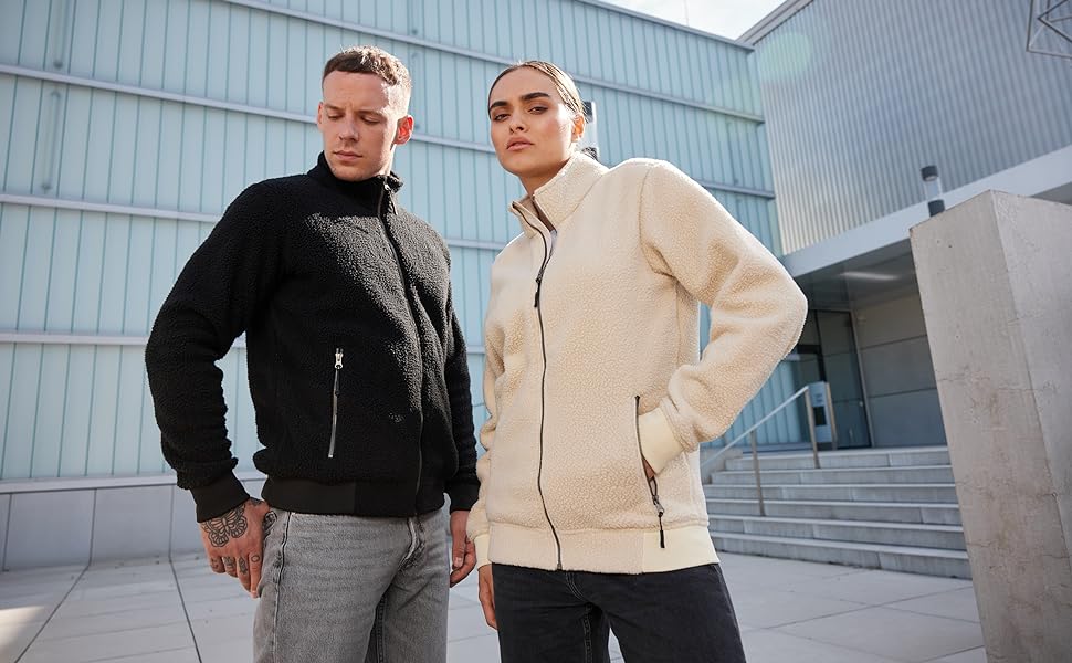 Степова жилетка жіноча James & Nicholson з капюшоном, чорна, розмір M