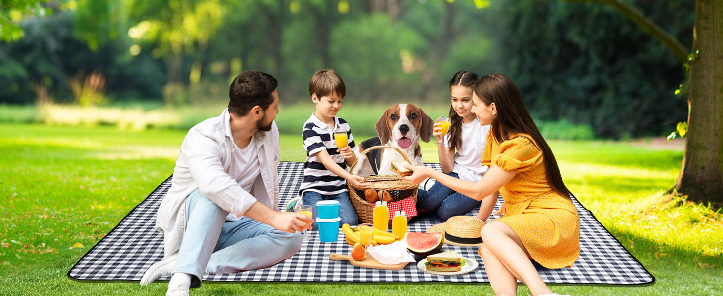 Плед для пікніка LIVEHITOP водонепроникний XXL (200x200 см, бежевий) для пляжу, кемпінгу, парку, BBQ