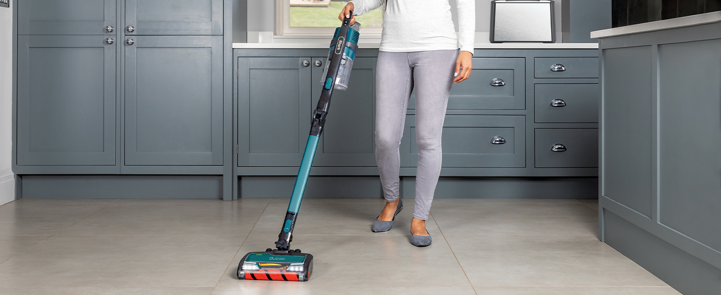 Пилголом Shark бездротовий із ручкою [IZ201EU] - 40 хв роботи, Anti Hair Wrap, 0.7 л, 26 x 24.5 x 118 см; (насадка для шерсті тварин, блакитний)