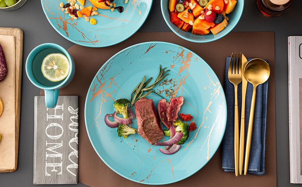 LOVECASA Набір посуду з порцеляни Sweet 16, 48-елементний сервіз, посуд для їжі з золотим декором, для 4-12 осіб, блакитний колір