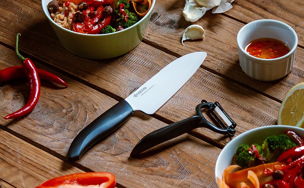 Овочечистка Kyocera червона, двостороння, 4 см - гострий ніж для фруктів та овочів, посудомийна машина