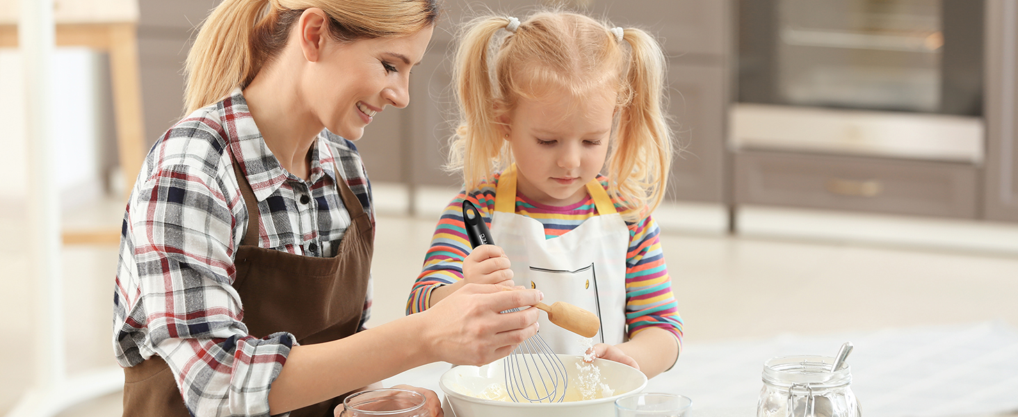 Набір міксерів Hotec: 4 шт. силіконових та нержавіючої сталі для збивання, перемішування та змішування. Кухонні аксесуари, чорний/блакитний