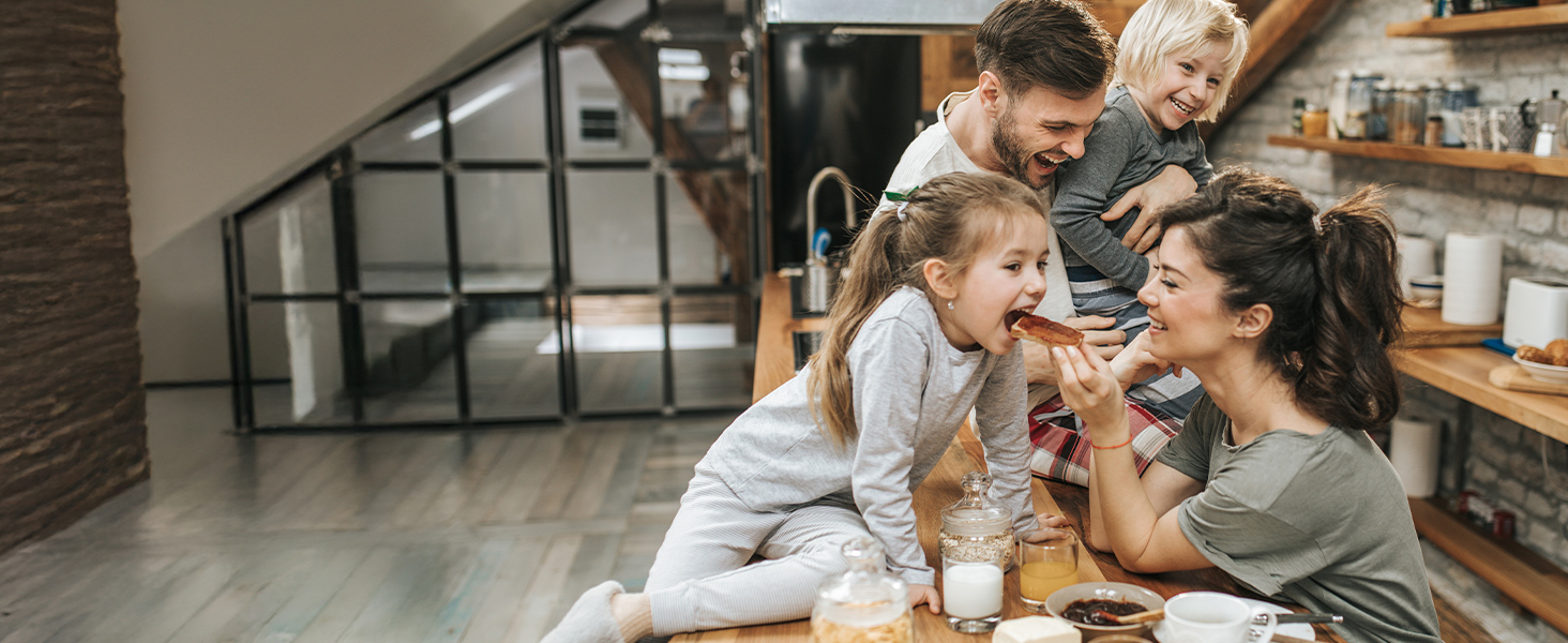 Електричний чайник MEDION LIFE MD12106, 2.2 кВт, 1.5 л, LED дисплей, LED підсвітка, автопрограми, захист від дітей, чорний