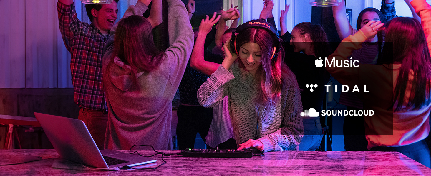 DJ контролер Numark DJ2GO2 Touch: 2-канальний, компактний, з мікшером та аудіоінтерфейсом, Serato Lite