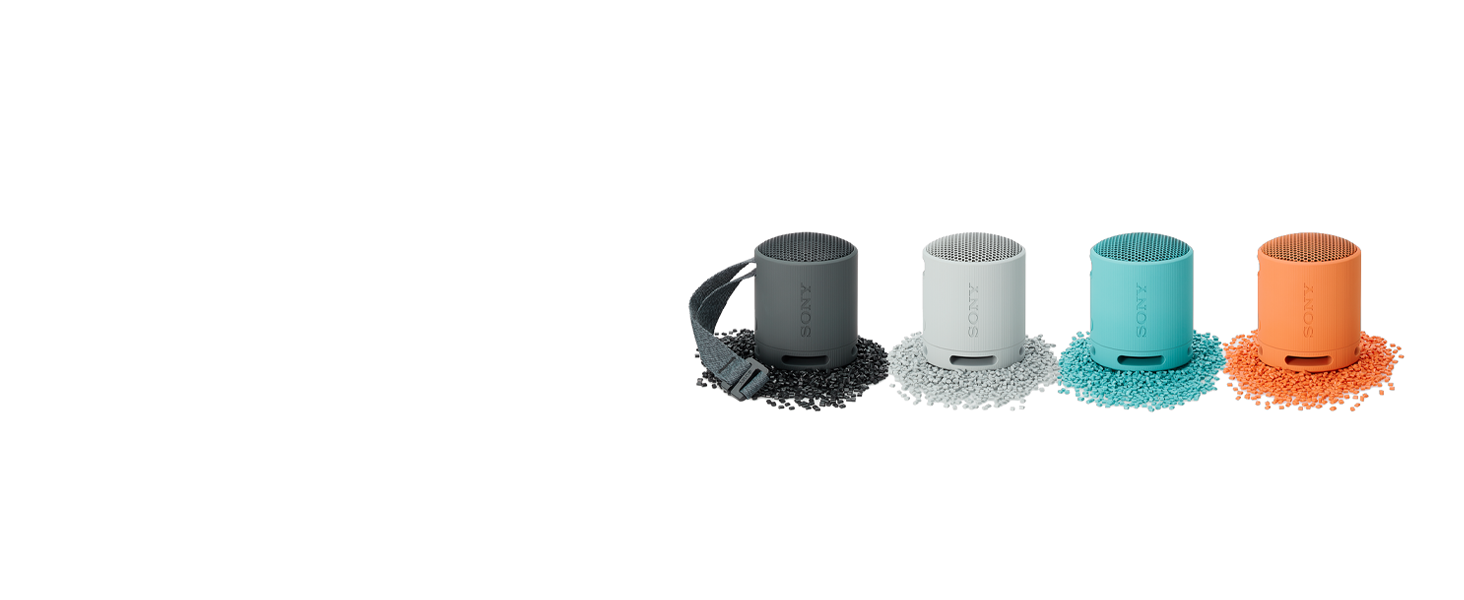 Портативна Bluetooth колонка Sony SRS-XB100 чорного кольору: волого- та пилозахист IP67, до 16 год роботи, ремінець для перенесення
