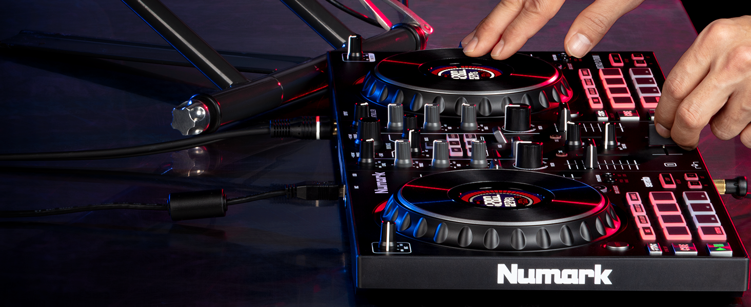 DJ контролер Numark NS4FX: 4 канали, Touch-Jogwheels, Pads, ефекти, Serato DJ Lite, чорний