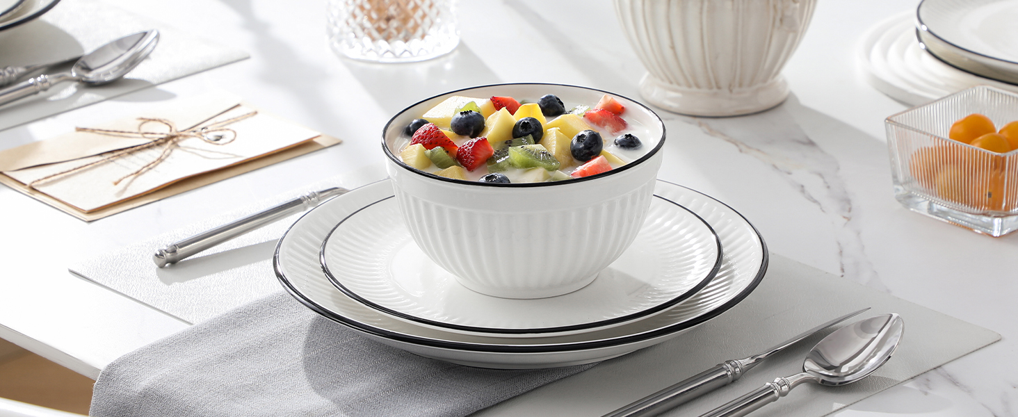 Набір посуду MALACASA LEILA для 6 осіб, 24 предмета: тарілки, миски, порцеляна, ручне рельєфне оформлення, підходить для мікрохвильової печі та посудомийної машини, білий з чорним контуром